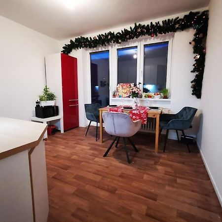 Apartmán Cely Apartman Podlesi 54M2 S Dvema Balkony A S Novou Manzelskou Posteli, Zatim Neni Na Fotkach Brno Exteriér fotografie