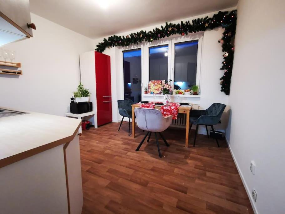 Apartmán Cely Apartman Podlesi 54M2 S Dvema Balkony A S Novou Manzelskou Posteli, Zatim Neni Na Fotkach Brno Exteriér fotografie